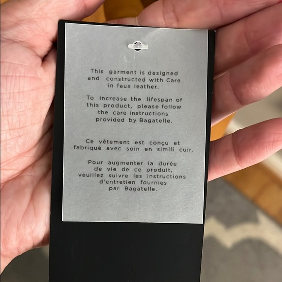 Bagatelle Tan Leather Blazer Modern Tailored Design - Picture 2 of 7